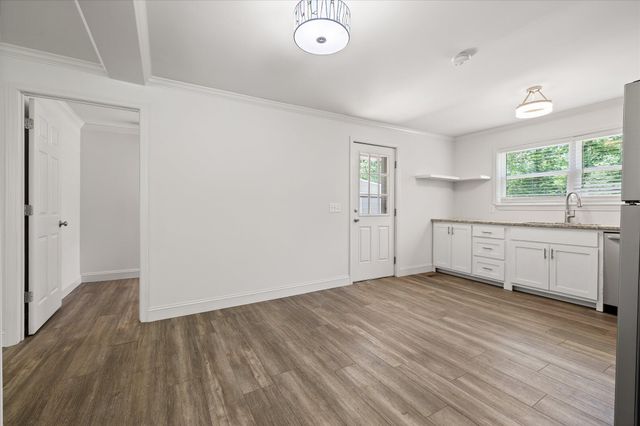 9 Virginia Avenue, Rossville, GA 30741