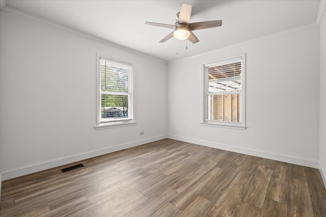 9 Virginia Avenue, Rossville, GA 30741