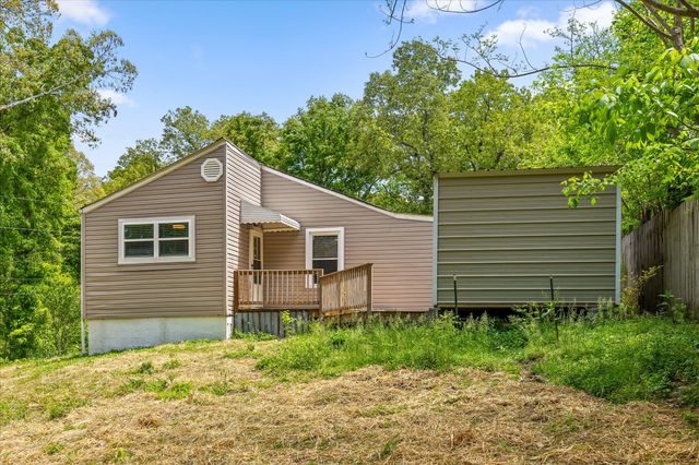 9 Virginia Avenue, Rossville, GA 30741