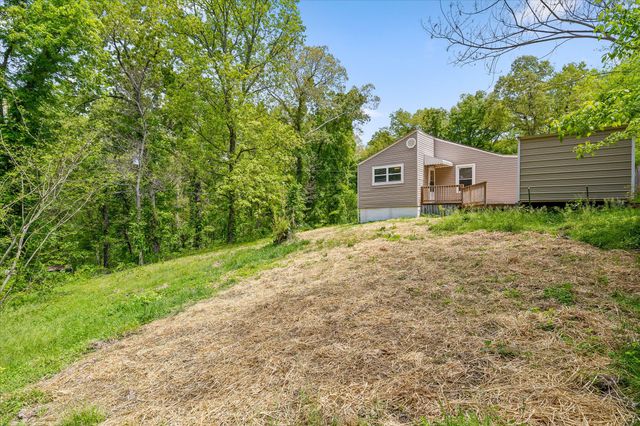 9 Virginia Avenue, Rossville, GA 30741