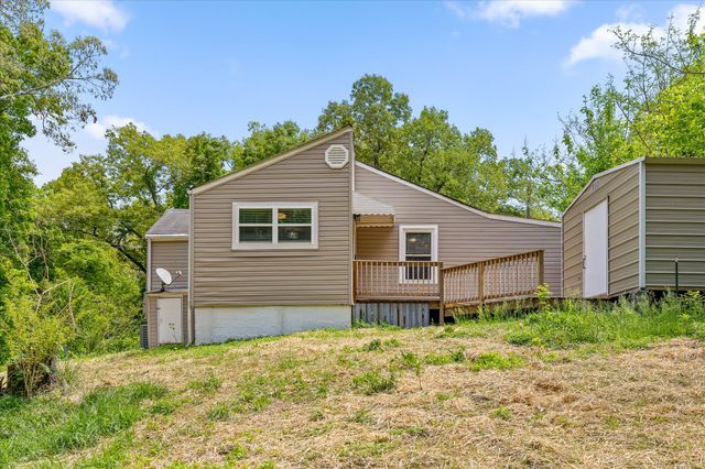 9 Virginia Avenue, Rossville, GA 30741