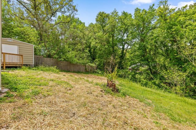 9 Virginia Avenue, Rossville, GA 30741