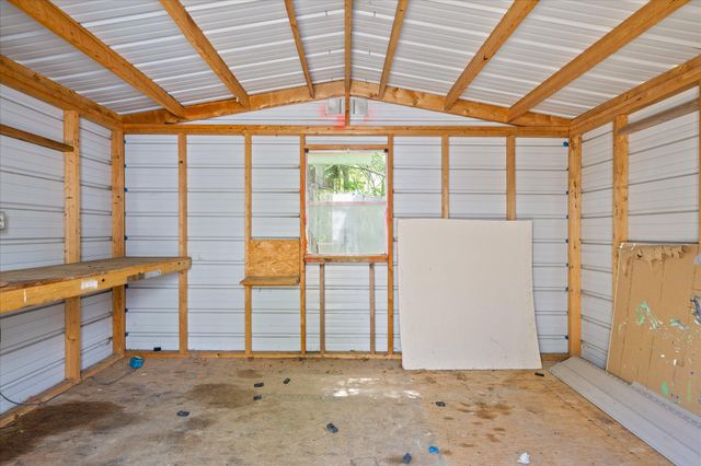 9 Virginia Avenue, Rossville, GA 30741