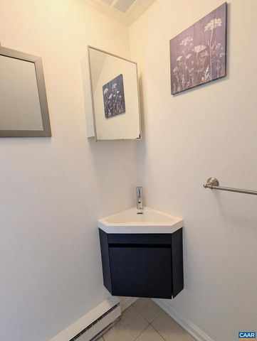 2520 NAYLOR ST, Charlottesville, VA 22903