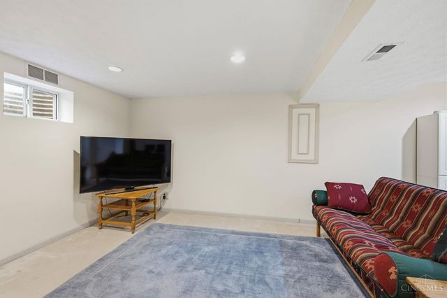 8080 Kings Court, Hamilton Twp, OH 45039