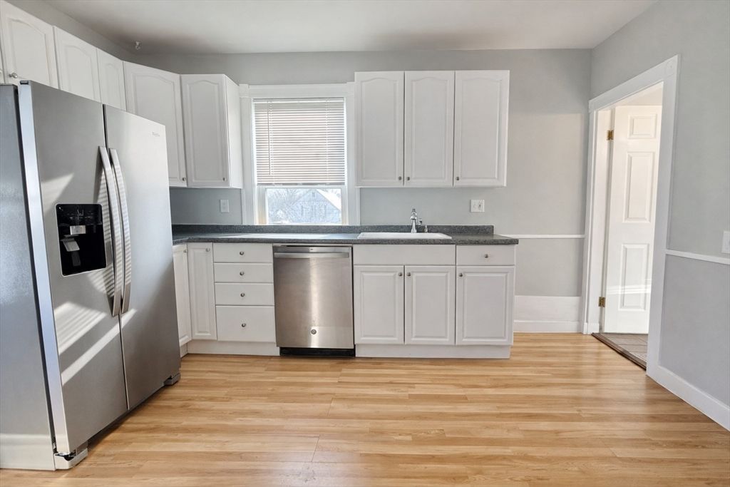 19 Kunkel Pl 2, Dedham, MA 02026