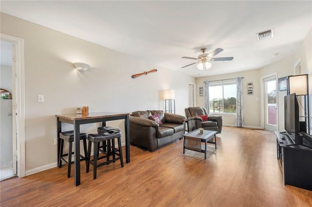 523 Southwest Parkway 301, College Station, TX 77840