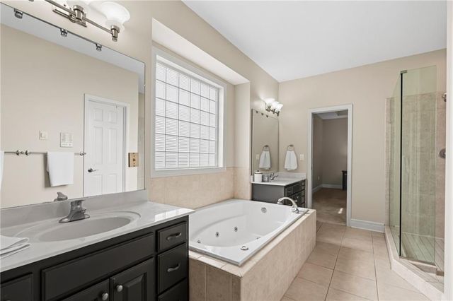 30704 Adams Cemetery Road, Grain Valley, MO 64029