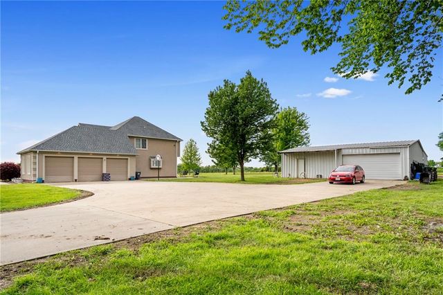 30704 Adams Cemetery Road, Grain Valley, MO 64029