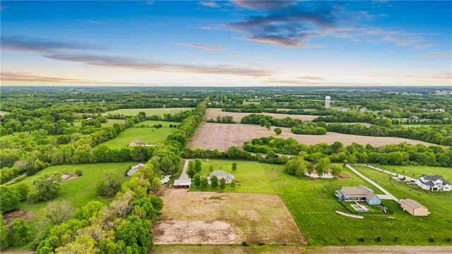 30704 Adams Cemetery Road, Grain Valley, MO 64029