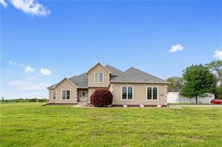 30704 Adams Cemetery Road, Grain Valley, MO 64029