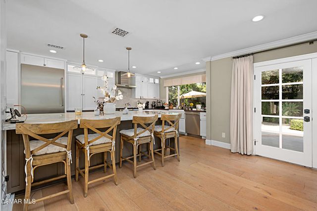 1574 Devonshire Avenue, Westlake Village, CA 91361