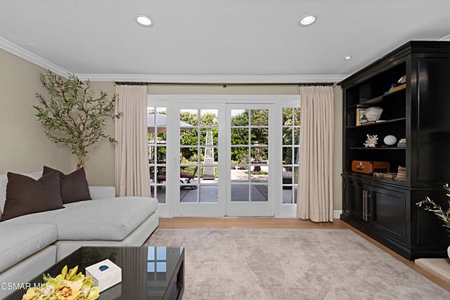 1574 Devonshire Avenue, Westlake Village, CA 91361