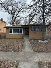 13923 S Wentworth Avenue, Riverdale, IL 60827