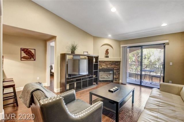 950 Seven Hills Drive 2524, Henderson, NV 89052