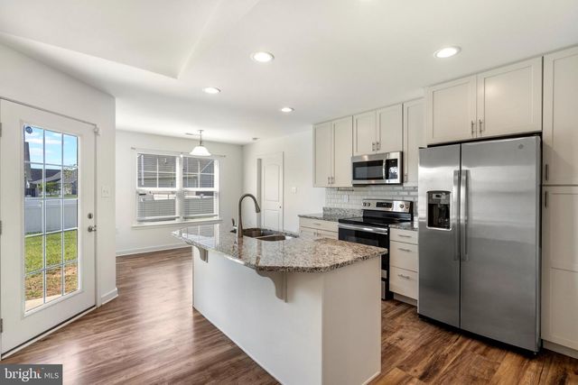 44 ARISTIDES WAY, Martinsburg, WV 25404