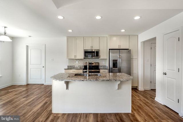 44 ARISTIDES WAY, Martinsburg, WV 25404