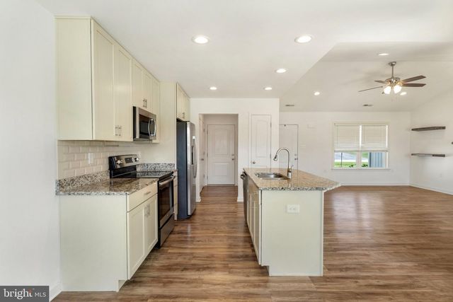 44 ARISTIDES WAY, Martinsburg, WV 25404