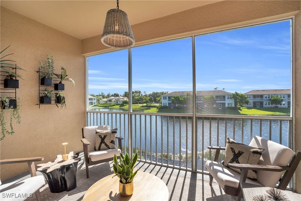 4595 Arboretum CIR 203, Naples, FL 34112