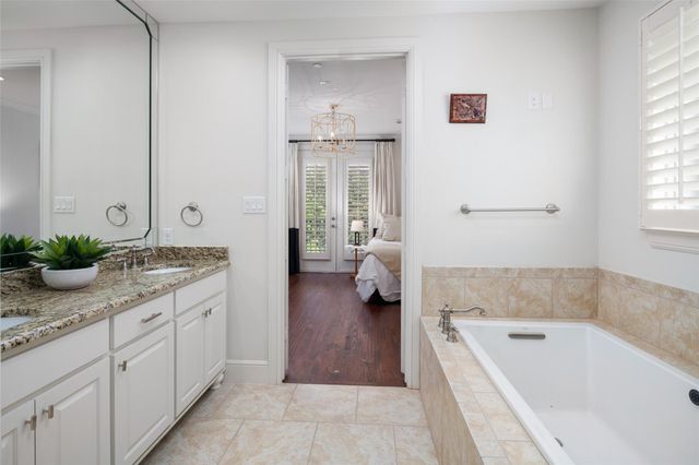 3237 Hugo Place, Dallas, TX 75204