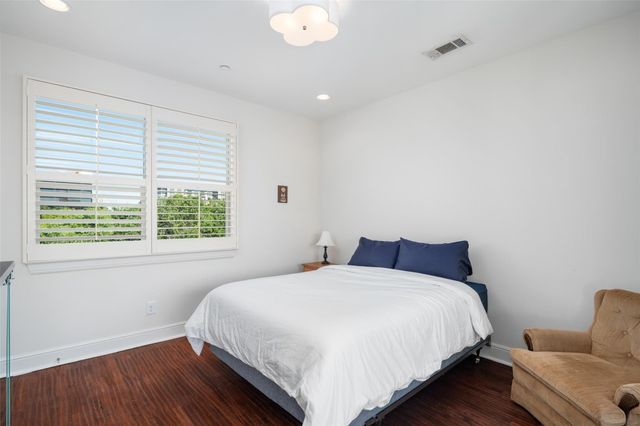 3237 Hugo Place, Dallas, TX 75204