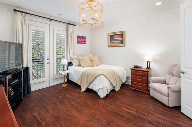 3237 Hugo Place, Dallas, TX 75204