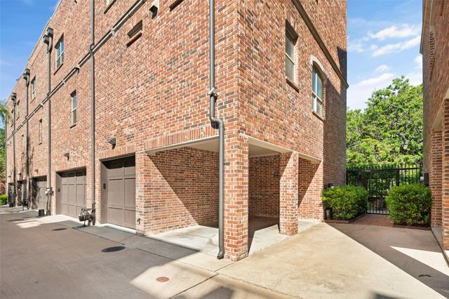 3237 Hugo Place, Dallas, TX 75204