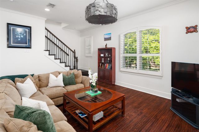 3237 Hugo Place, Dallas, TX 75204