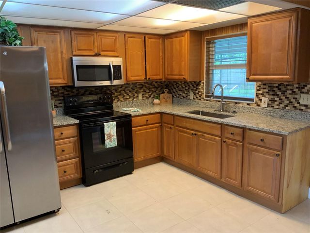 4011 WESTMINSTER DRIVE, Sarasota, FL 34241