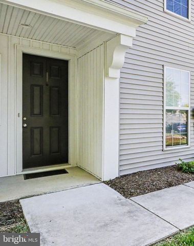 2143 RED FOX DR, Hummelstown, PA 17036