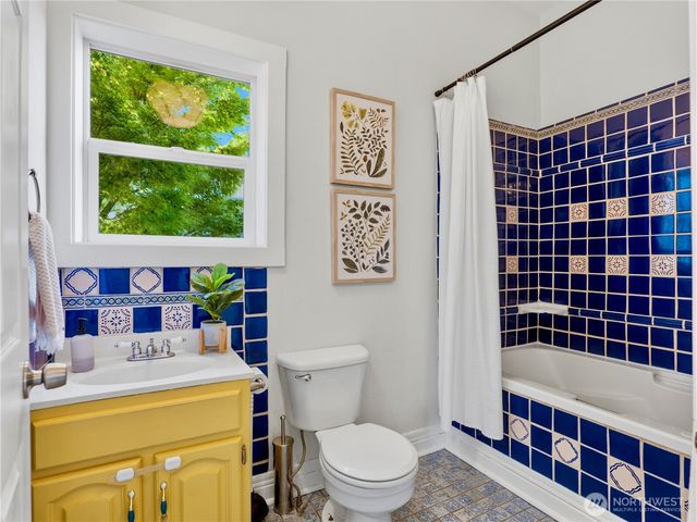 1918 S Waite Street, Seattle, WA 98144