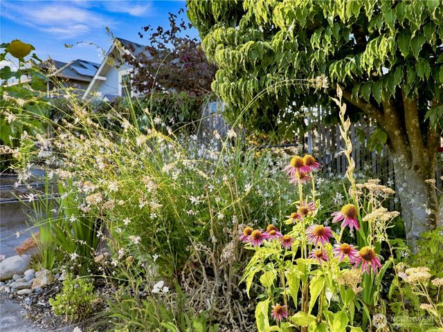 1918 S Waite Street, Seattle, WA 98144