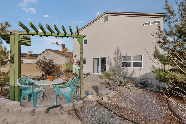 509 Whisper Drive SW, Albuquerque, NM 87121
