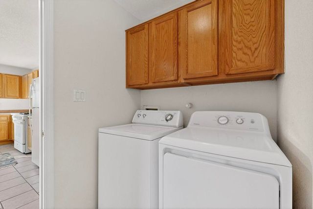 509 Whisper Drive SW, Albuquerque, NM 87121