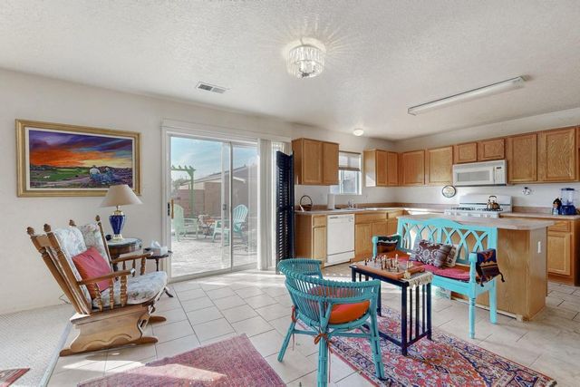 509 Whisper Drive SW, Albuquerque, NM 87121