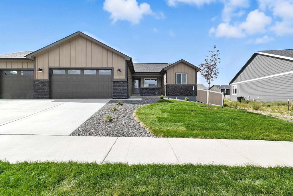 2229 COW CAMP TRL, Cheyenne, WY 82007