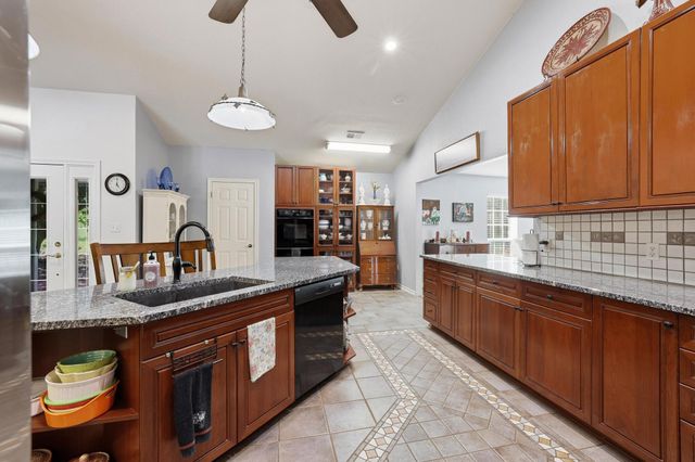 232 Magnus Road, Denison, TX 75021