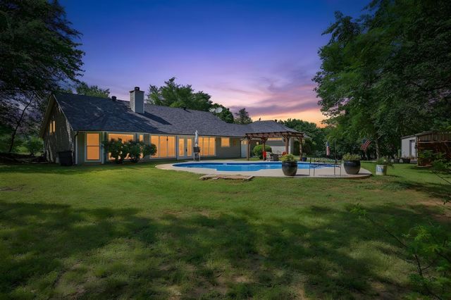 232 Magnus Road, Denison, TX 75021