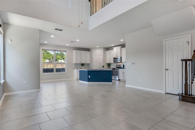 913 Boatswain WAY 195, Austin, TX 78748