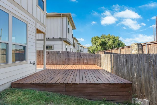 913 Boatswain WAY 195, Austin, TX 78748