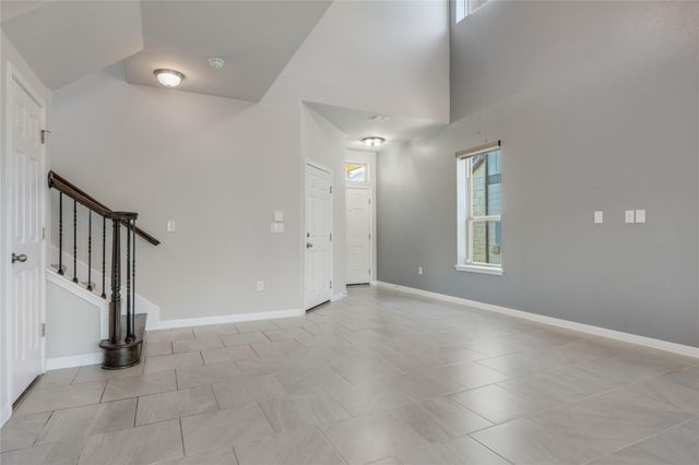 913 Boatswain WAY 195, Austin, TX 78748