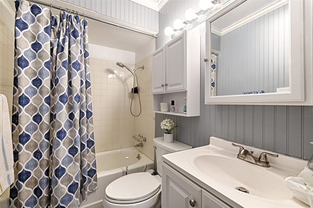 2512 Towerwood Drive, Carrollton, TX 75006