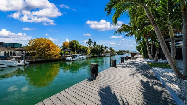 1895 NE 118th Road, North Miami, FL 33181