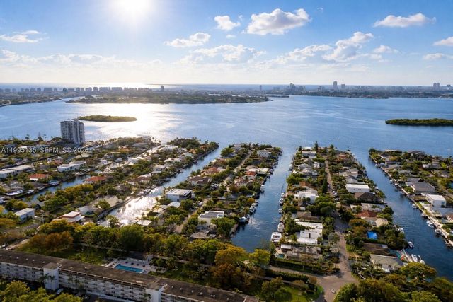 1895 NE 118th Road, North Miami, FL 33181