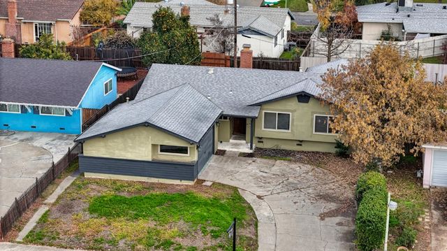 2233 Babette Way, Sacramento, CA 95832
