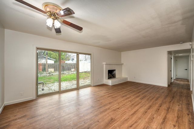 2233 Babette Way, Sacramento, CA 95832