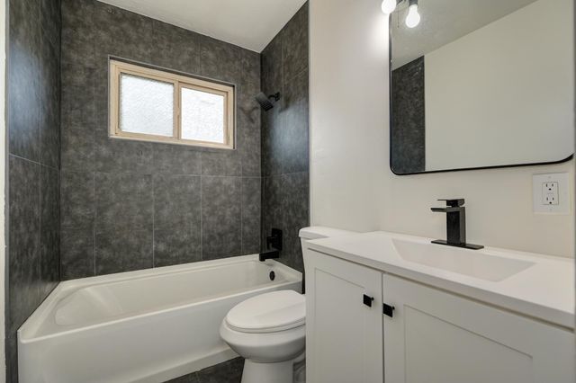 2233 Babette Way, Sacramento, CA 95832