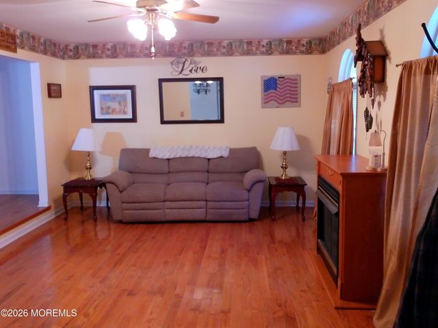 12 Persimmon Drive, Jackson, NJ 08527