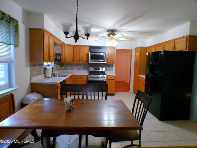 12 Persimmon Drive, Jackson, NJ 08527