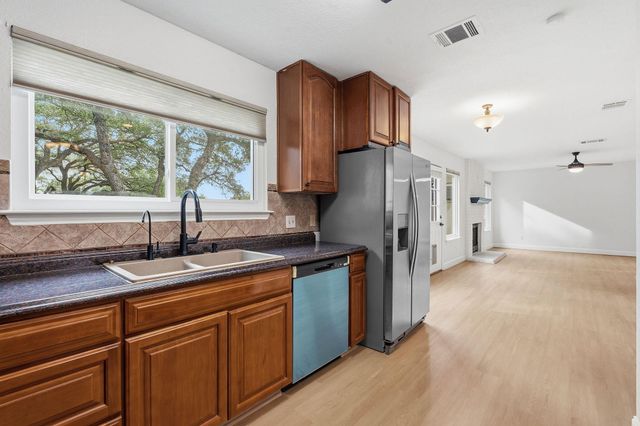 1201 Deer Grove DR, Cedar Park, TX 78613